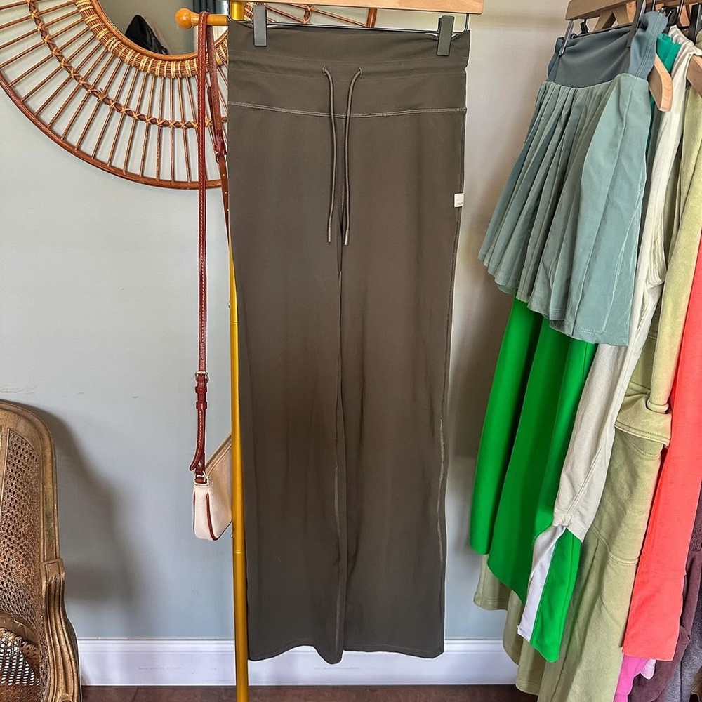 Daily Wideleg Pant